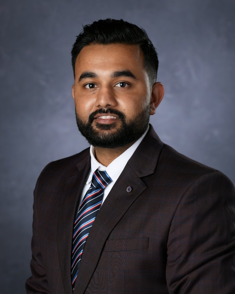 Nabreet Ghumman, mortgage broker with TMG The Mortgage Group in Calgary